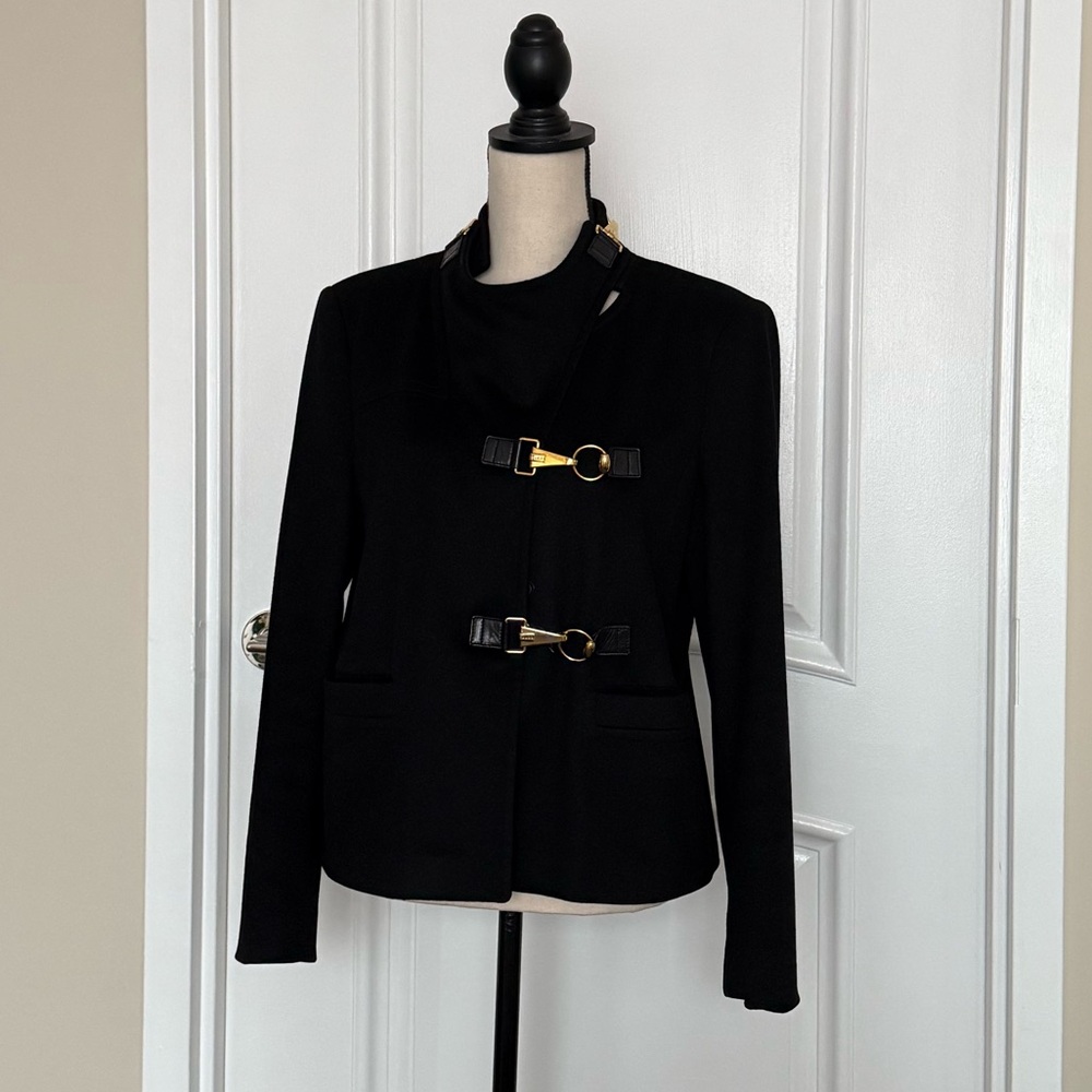 Elegant Black Women's  GUCCI Jacket, made in Italy 🇮🇹